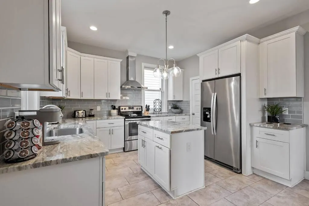 Holiday home Spacious, Vibrant Home 'N Central Richmond, Va!